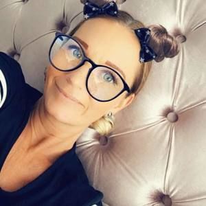 Meet your Posher, Nathalie